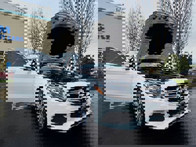 Used 2015 Mercedes-Benz C 300 4MATIC Sedan image 26