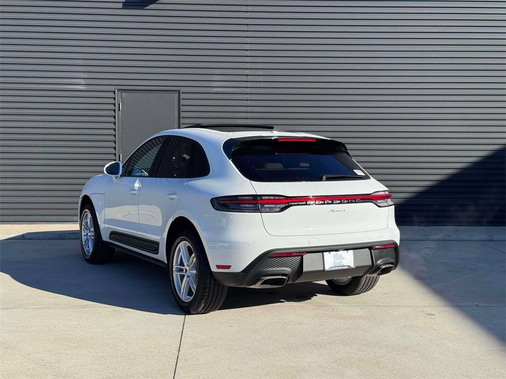 New 2026 Porsche Macan AWD/4WD image 3