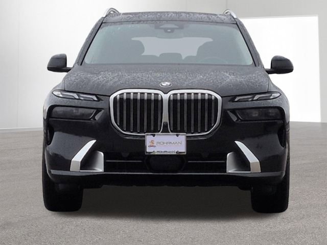 Used 2025 BMW X7 xDrive40i image 2