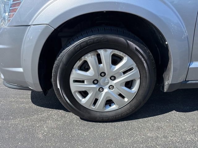 Used 2020 Dodge Journey SE image 9