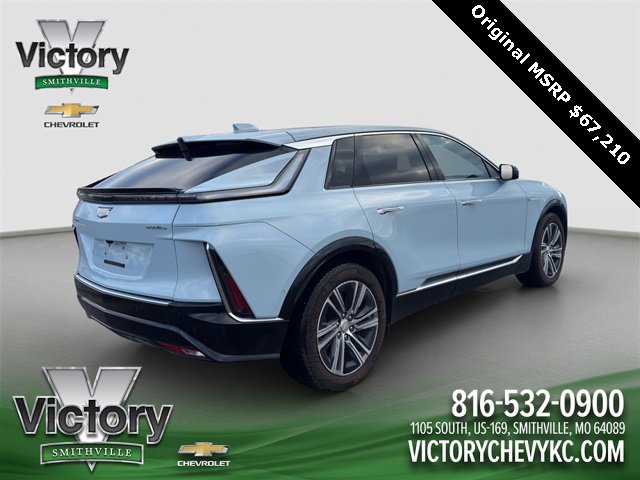 Used 2024 Cadillac Lyriq Luxury w/ LPO, Floor Liner Package image 6