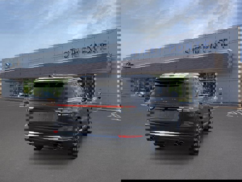 New 2026 Lincoln Aviator AWD image 8