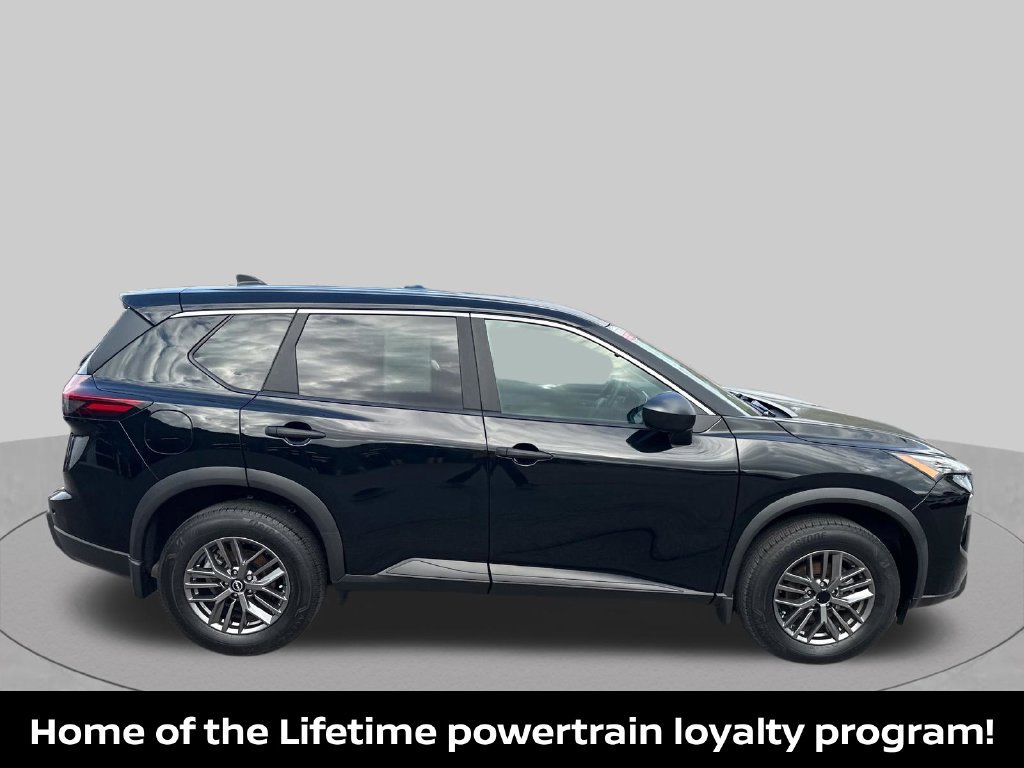 Certified 2025 Nissan Rogue S FWD image 7