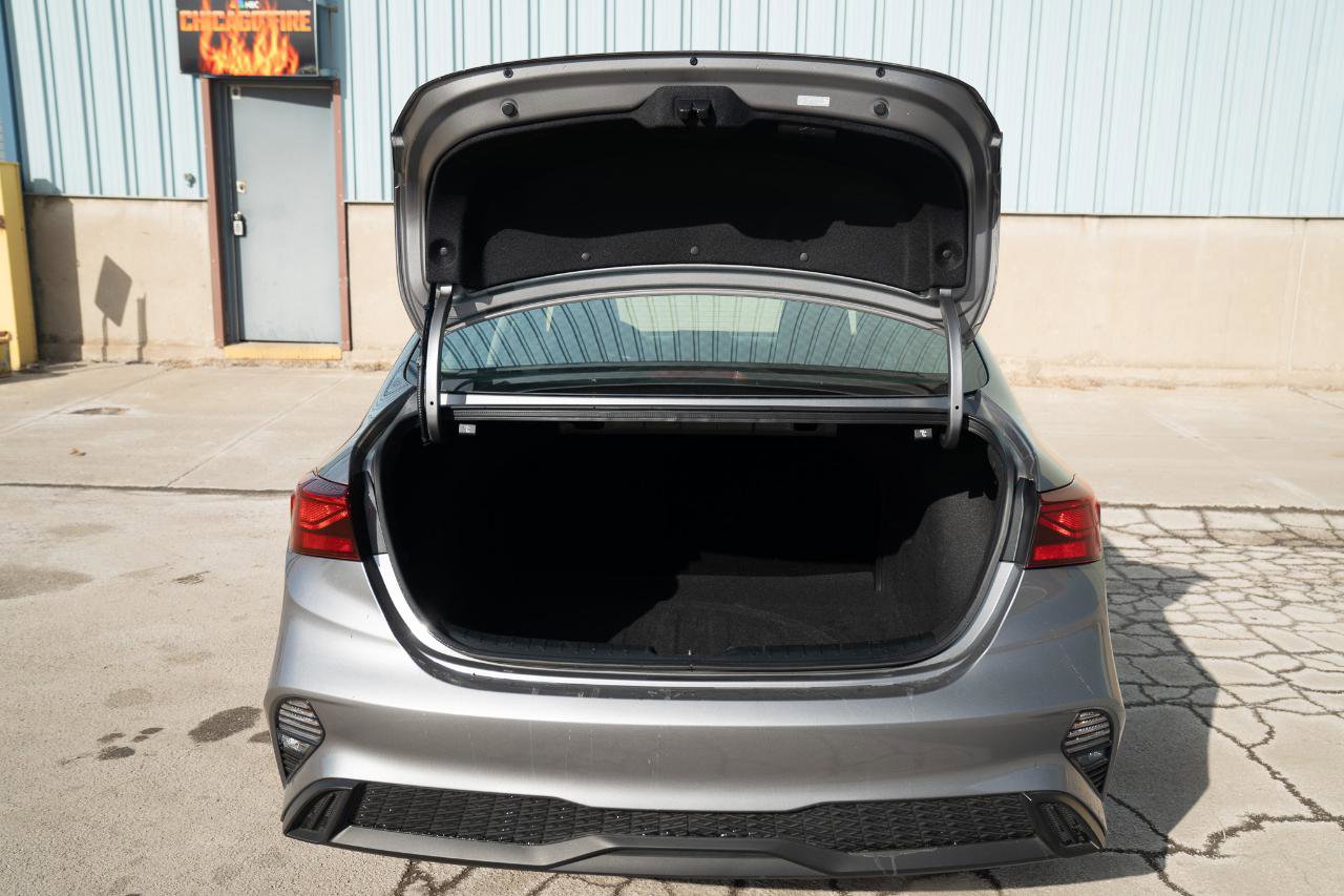 Used 2024 Kia Forte LXS image 16