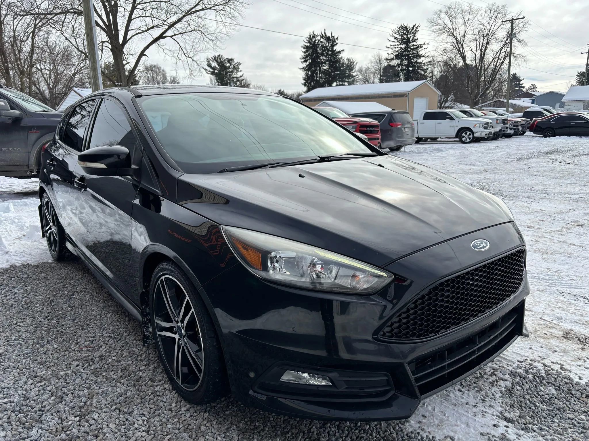 Used 2018 Ford Focus ST image 9