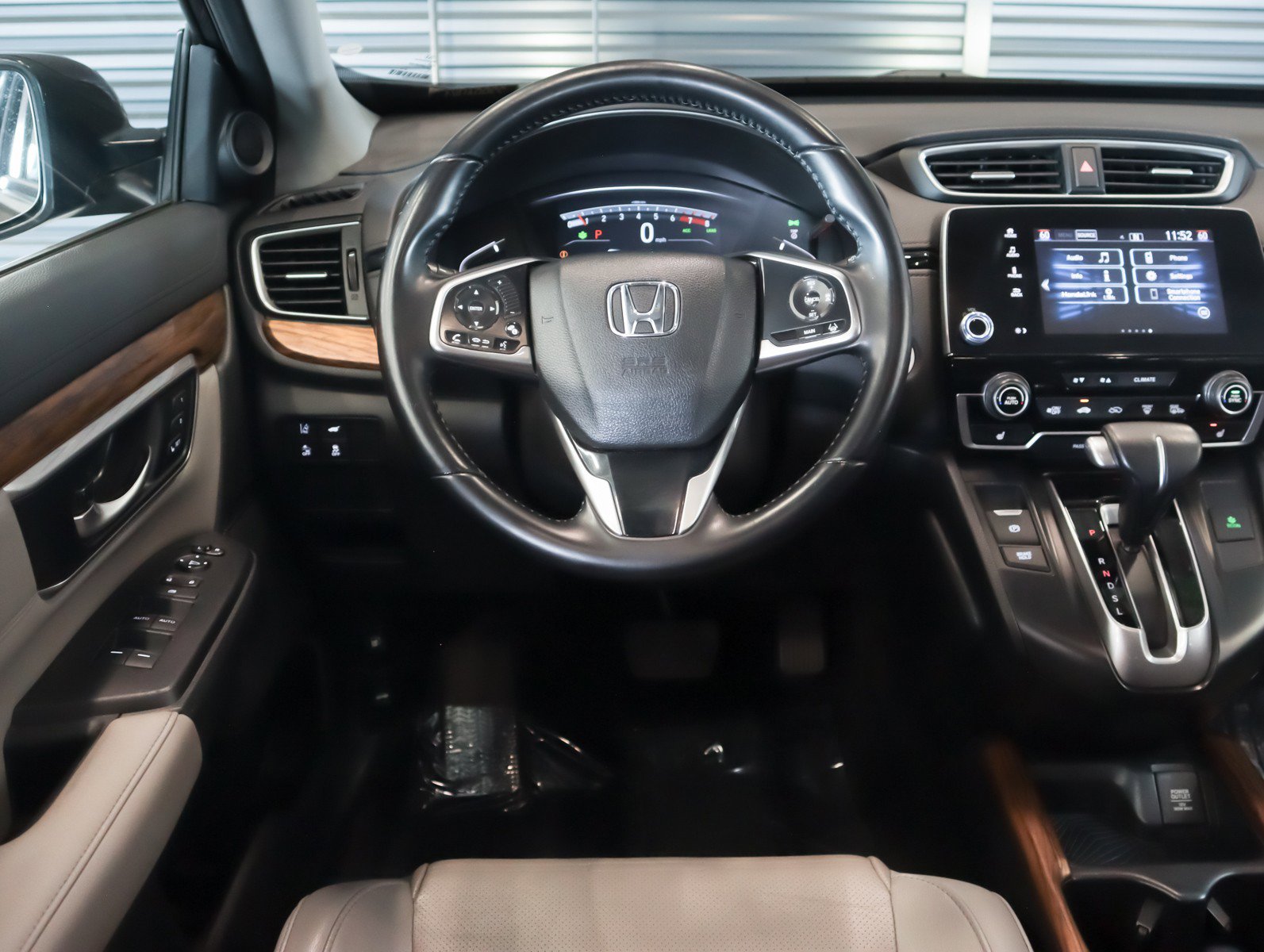 Used 2018 Honda CR-V EX-L image 18