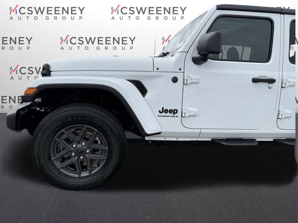 Used 2024 Jeep Gladiator Sport image 25