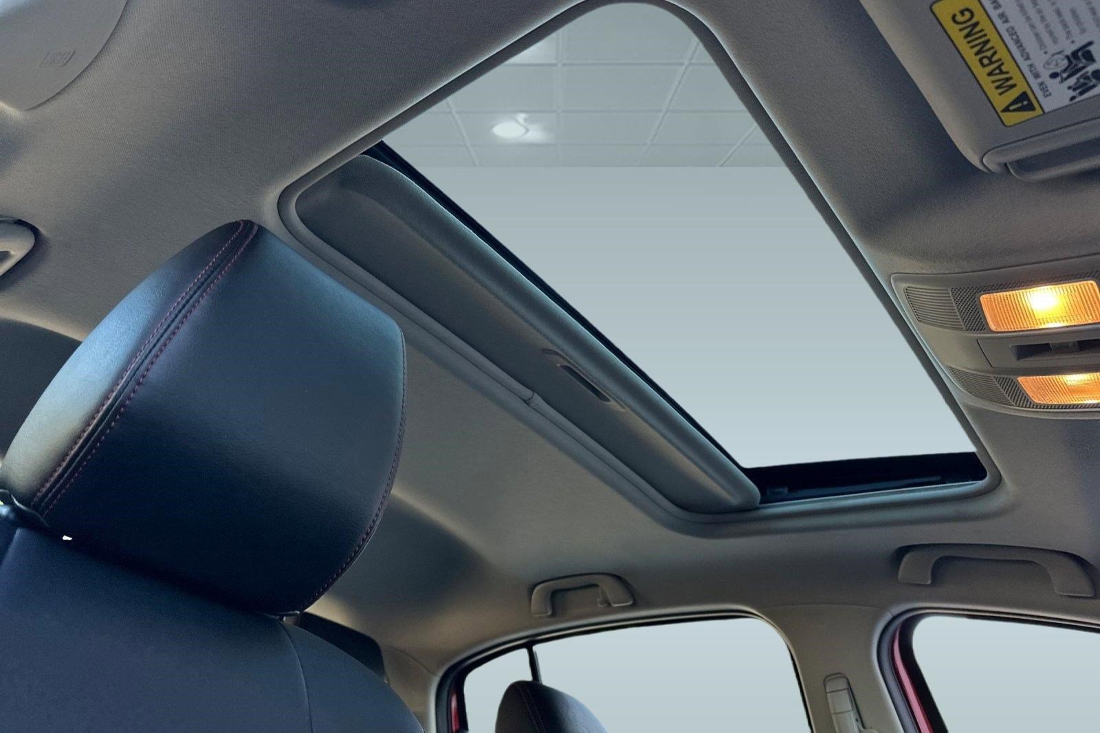 Used 2016 MAZDA MAZDA3 i Grand Touring image 15