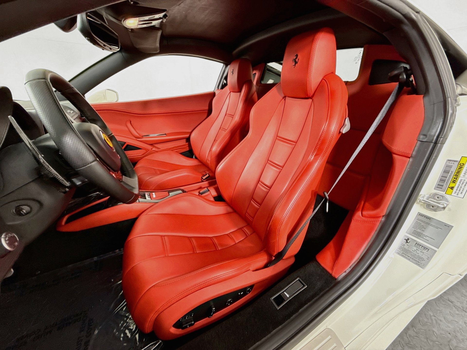 Certified 2014 Ferrari 458 Italia Coupe RWD image 9