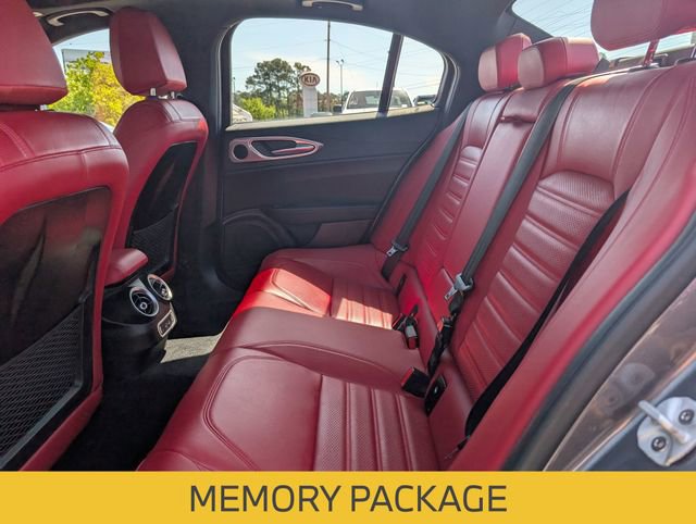 Used 2024 Alfa Romeo Giulia Veloce AWD/4WD image 24