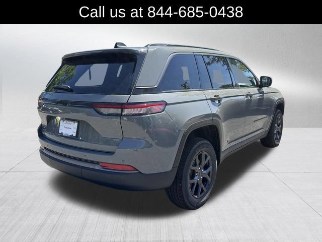 New 2027 Jeep Grand Cherokee Altitude AWD/4WD image 5
