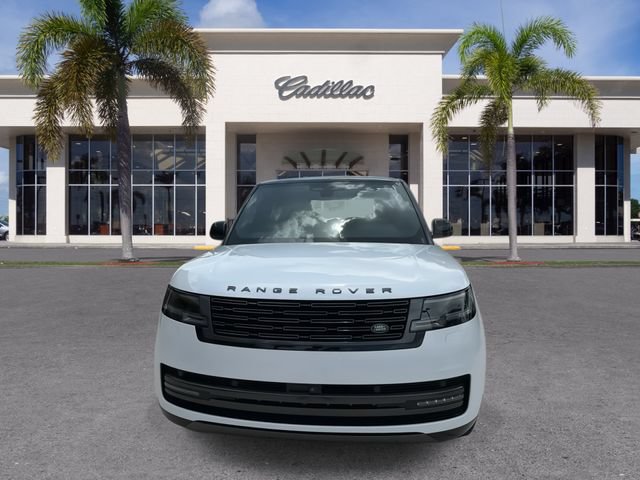 Used 2024 Land Rover Range Rover SE AWD/4WD image 4