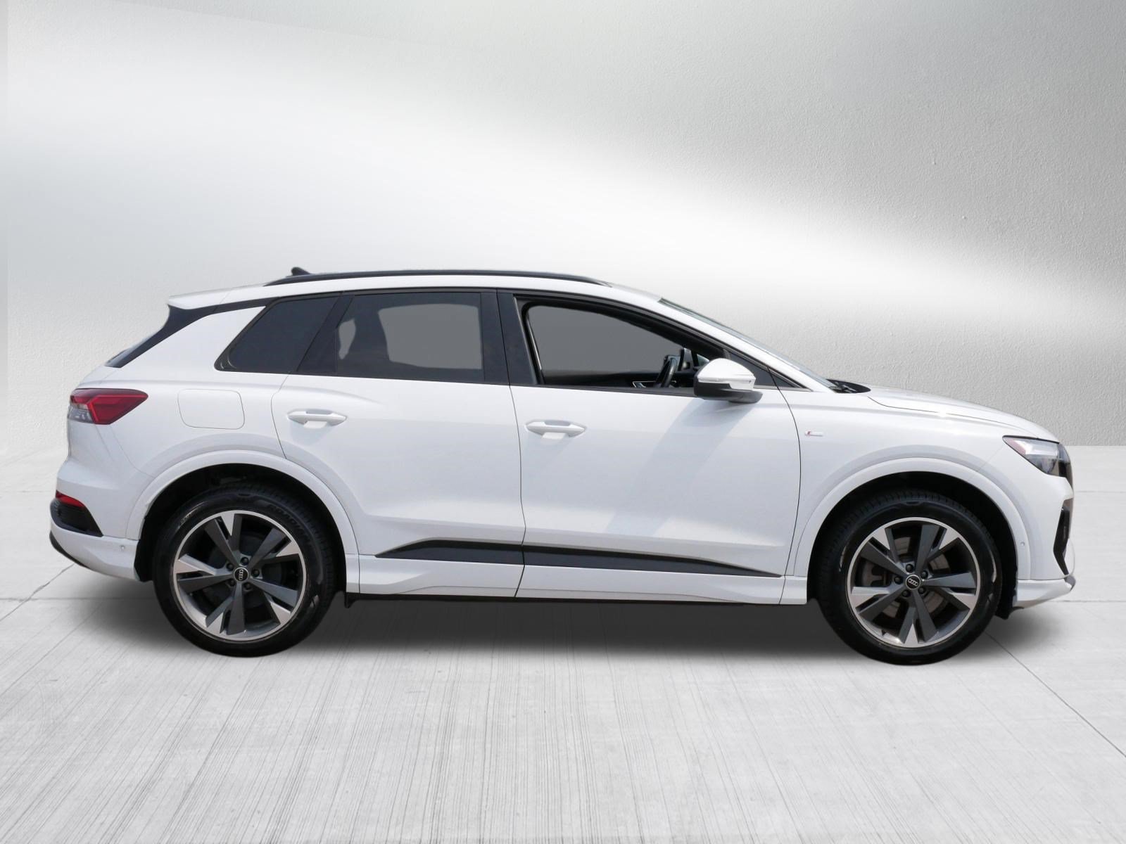 Used 2023 Audi Q4 e-tron Premium Plus w/ Premium Plus AWD/4WD image 8