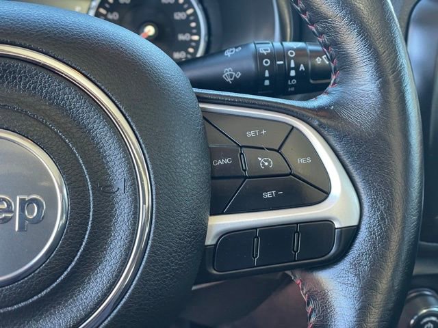 Used 2019 Jeep Renegade Trailhawk w/ Cold Weather Group II image 17