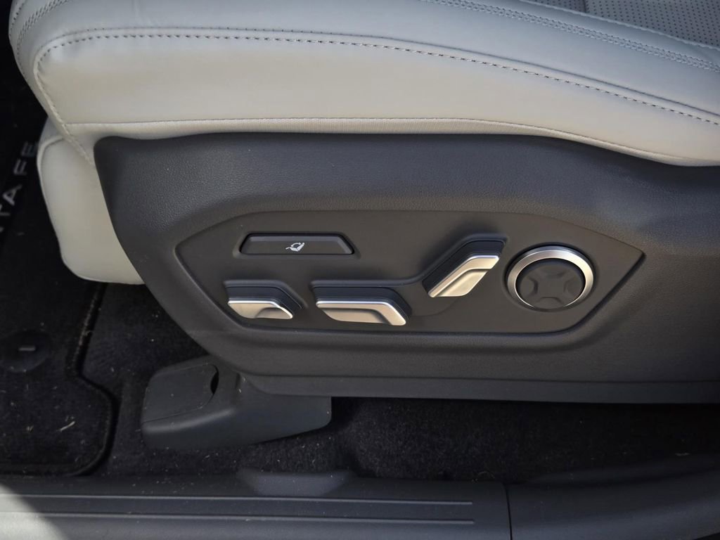 New 2026 Hyundai Santa Fe Calligraphy AWD/4WD image 17