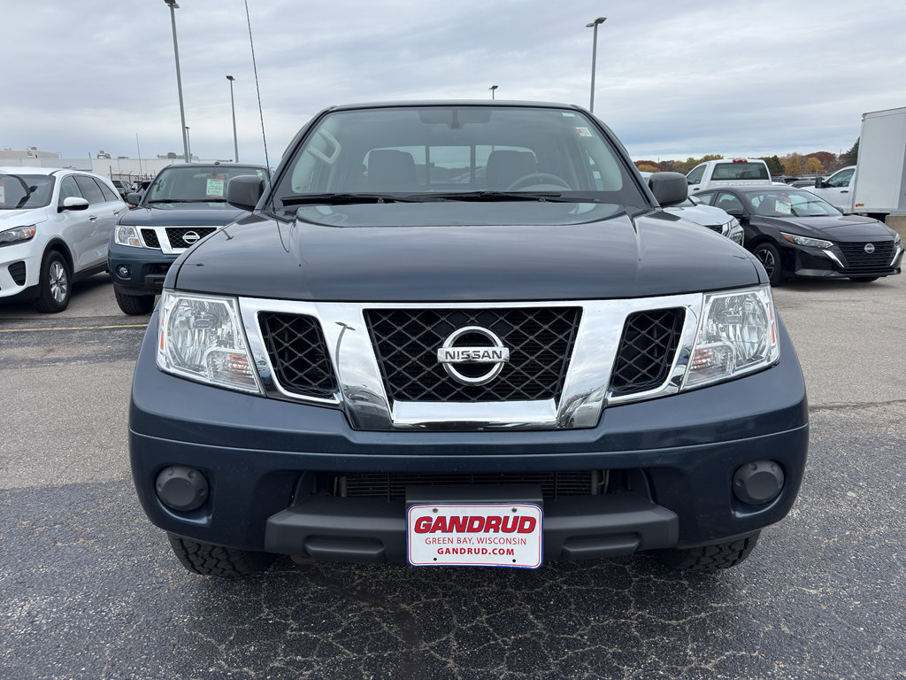 Used 2019 Nissan Frontier SV image 3