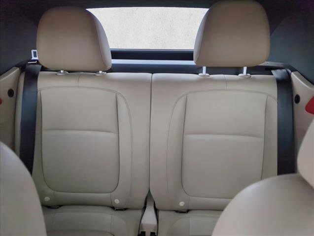 Used 2019 Volkswagen Beetle 2.0T SE image 19