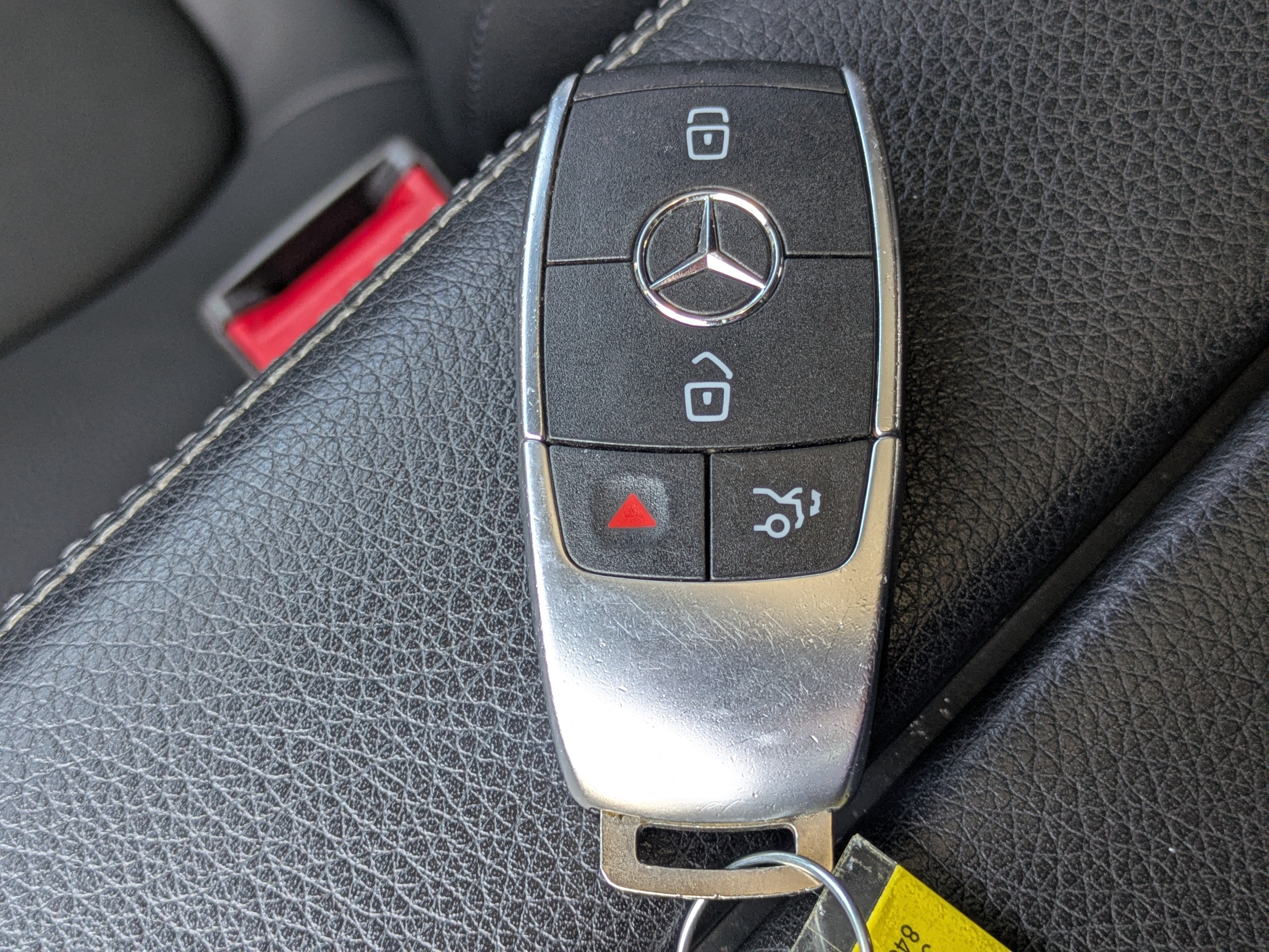 Certified 2021 Mercedes-Benz GLB 250 image 27