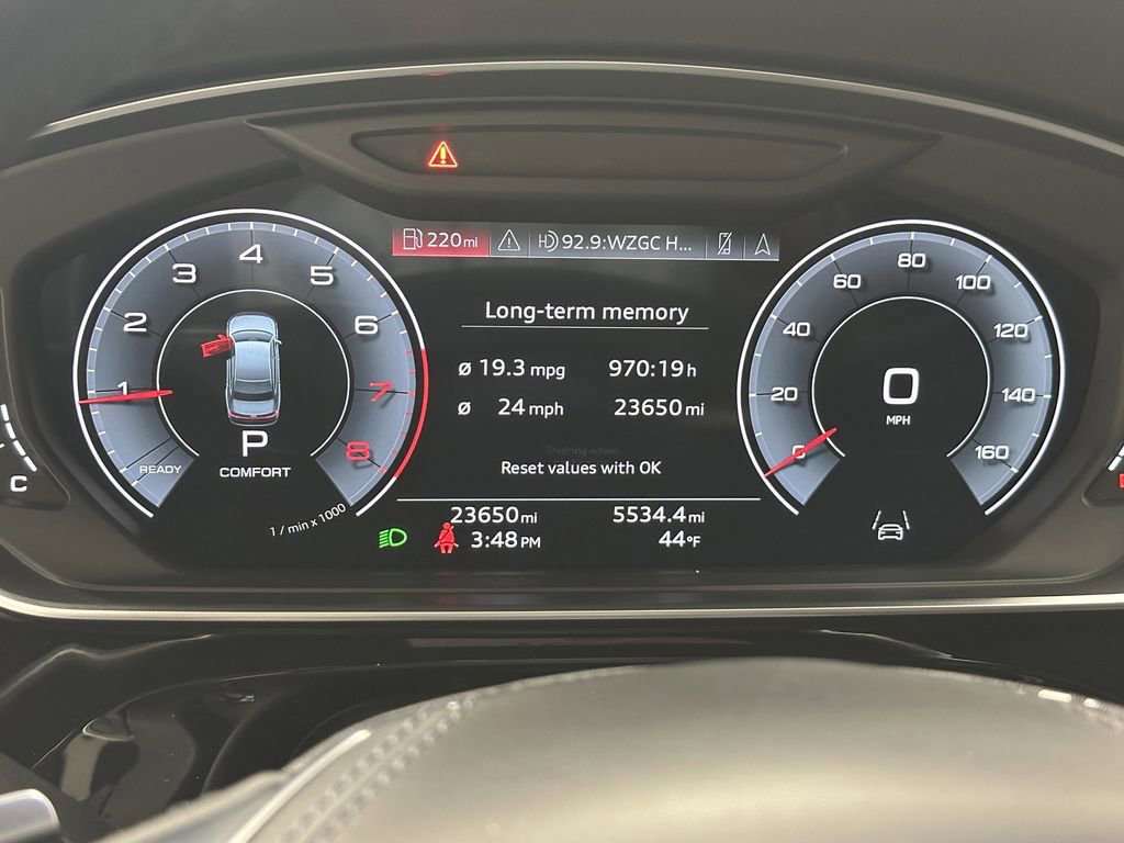 Used 2023 Audi A8 L 3.0T image 29