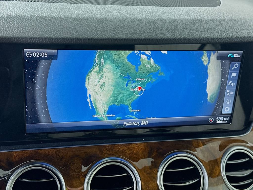 Used 2019 Mercedes-Benz E 300 4MATIC image 5