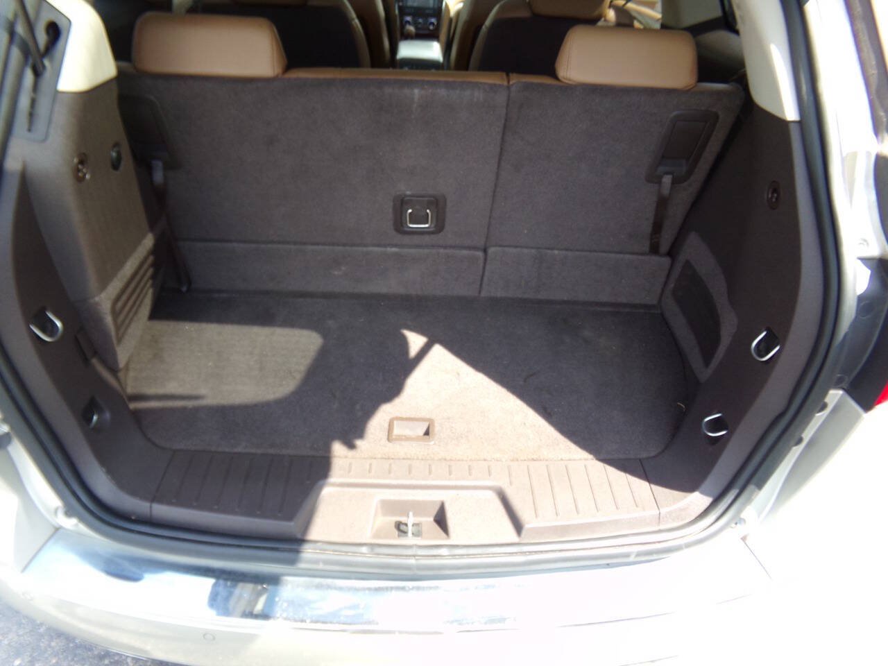 Used 2014 Buick Enclave Leather w/ Trailering Provision Package AWD/4WD image 23