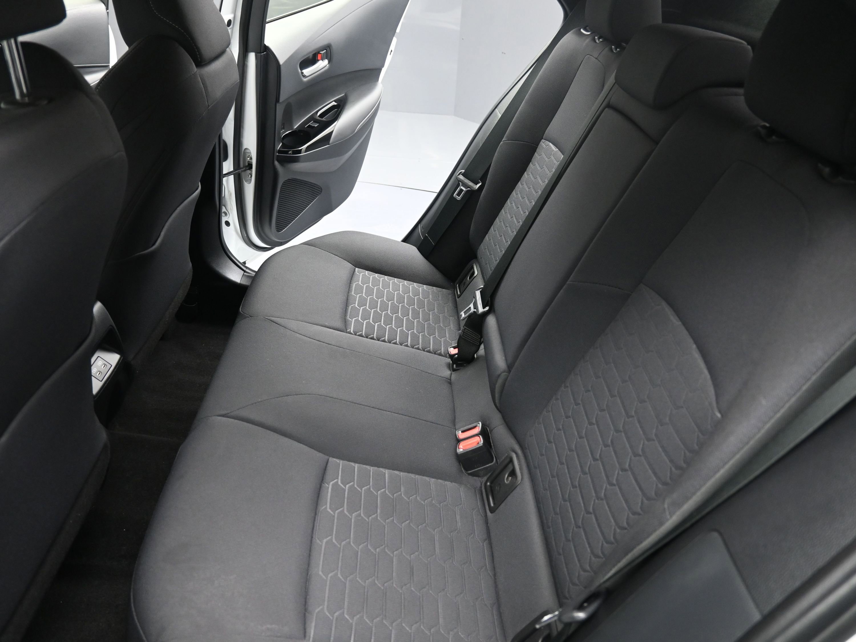 Used 2023 Toyota Corolla SE image 28