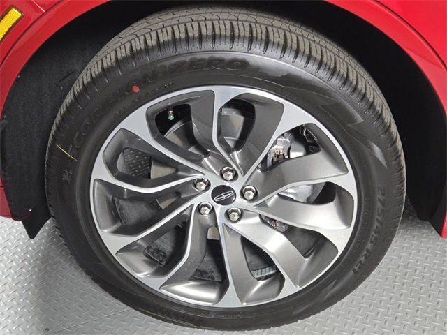 New 2025 Lincoln Aviator AWD w/ Jet Appearance Package image 11