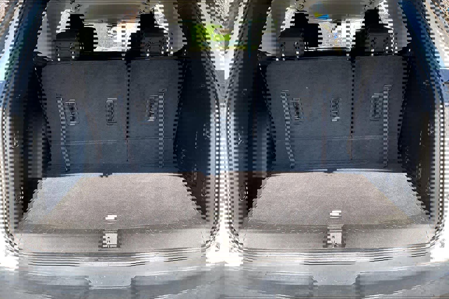 Used 2020 Chevrolet Traverse LS image 31