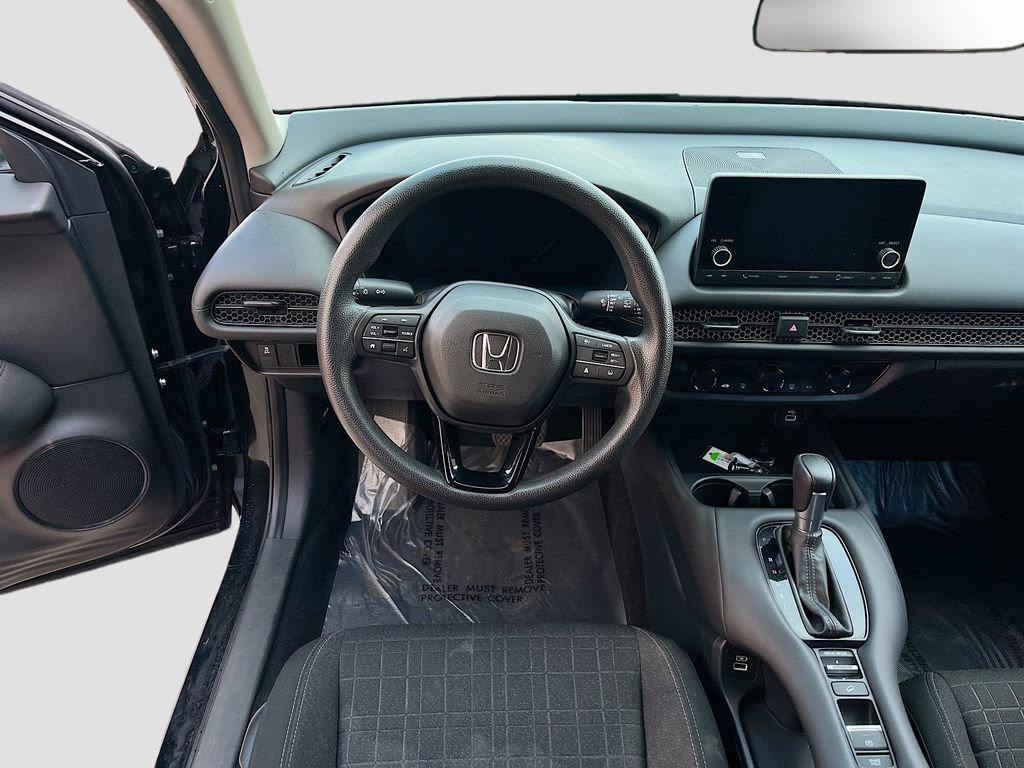 Used 2023 Honda HR-V LX image 21