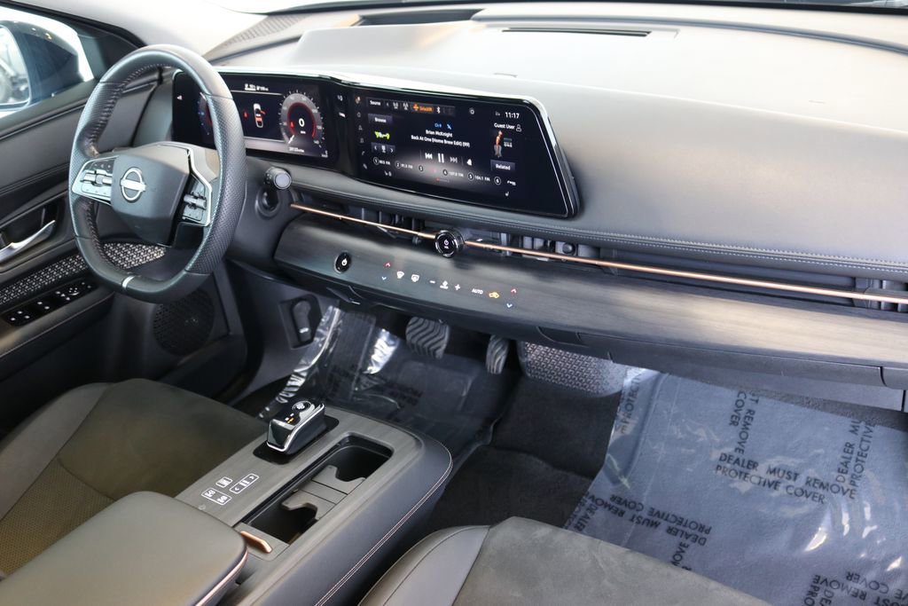 Used 2023 Nissan Ariya AWD image 43