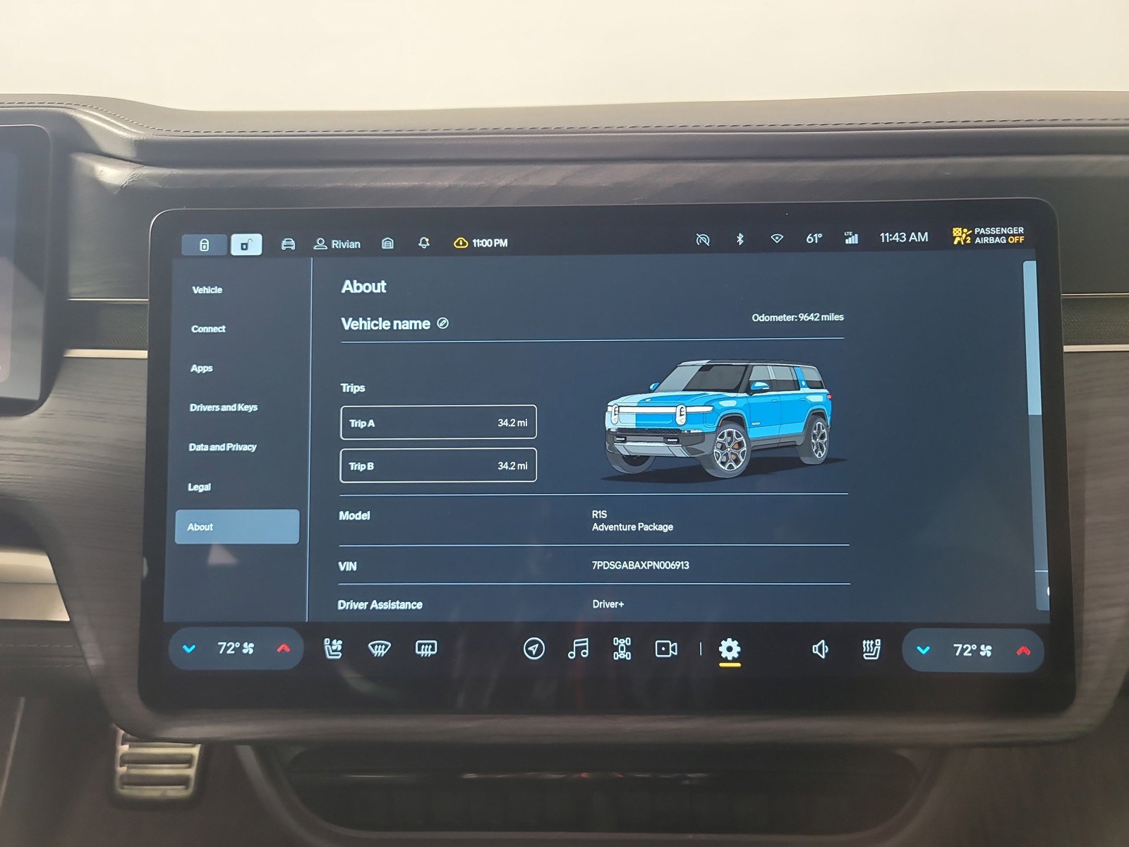 Used 2023 Rivian R1S Adventure AWD/4WD image 29
