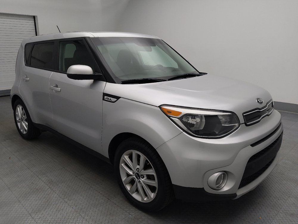 Used 2019 Kia Soul + FWD image 13