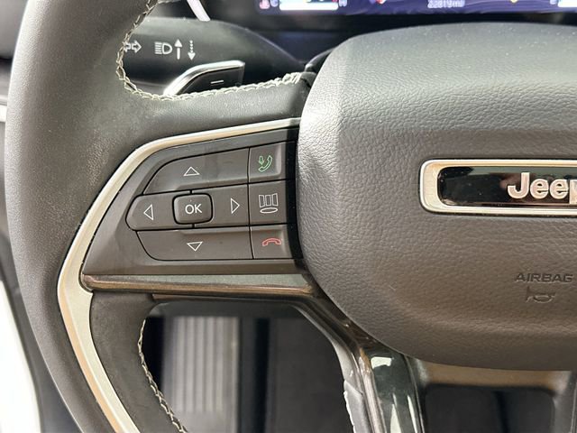 Used 2023 Jeep Grand Cherokee Altitude image 22