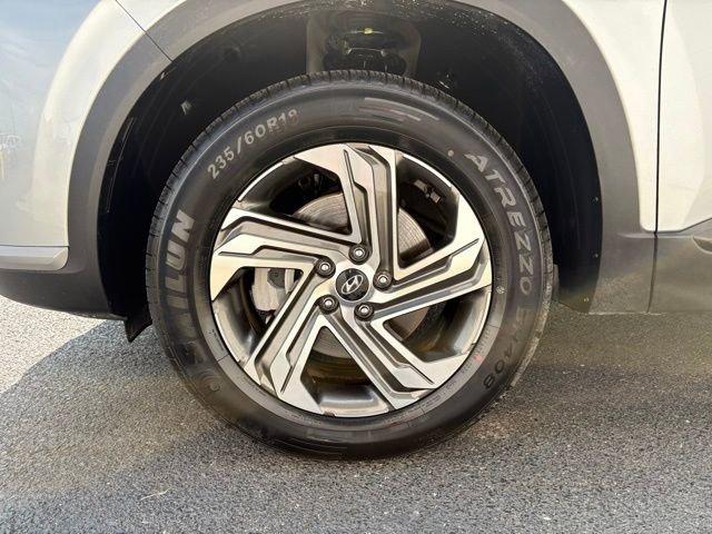 Used 2023 Hyundai Santa Fe SEL image 9