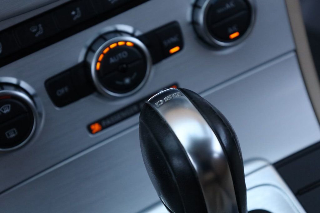 Used 2013 Volkswagen CC R-Line image 31