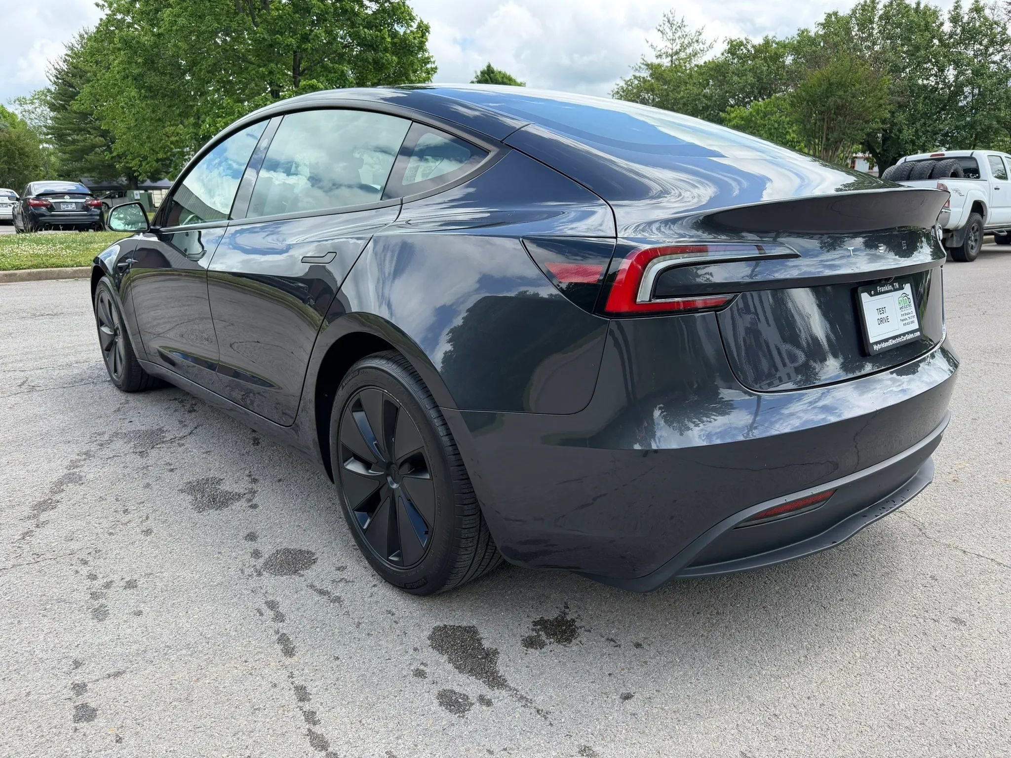 Used 2024 Tesla Model 3 Standard Range RWD image 6