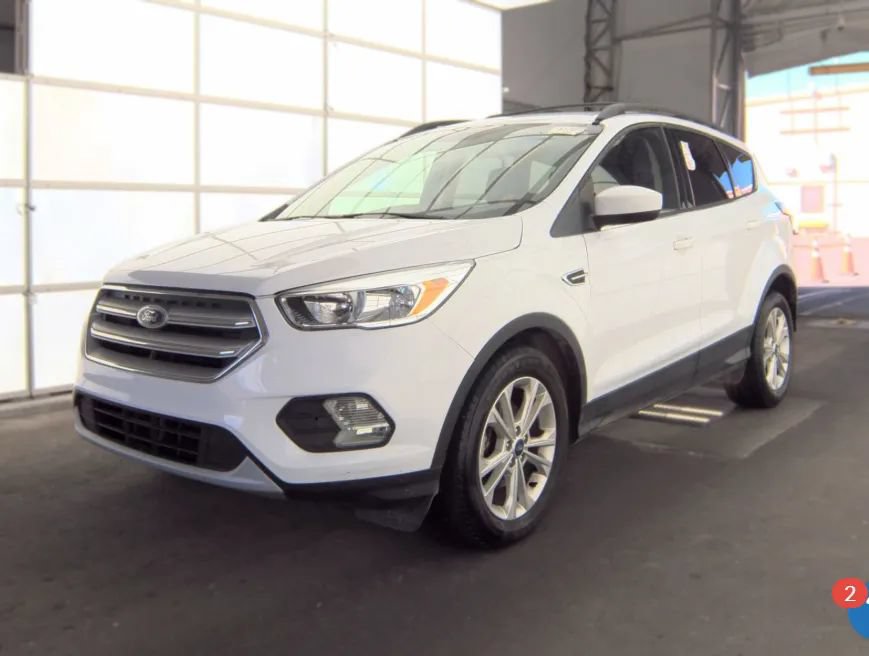 Used 2018 Ford Escape SE w/ SE Sync 3 Package
