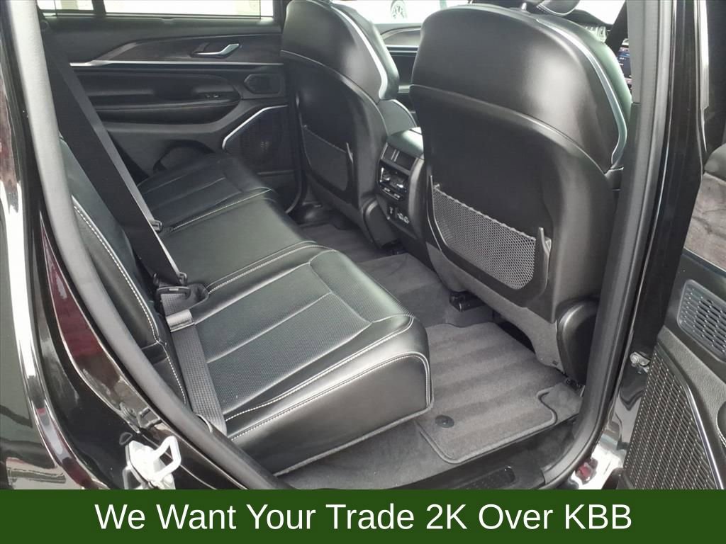 Used 2025 Jeep Grand Cherokee Overland w/ Adv Protech Group III image 20