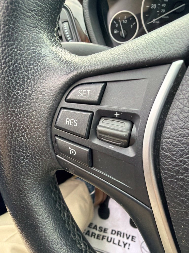 Used 2015 BMW 328i xDrive Sedan AWD/4WD image 18