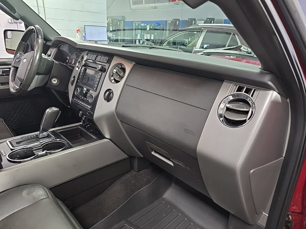 Used 2014 Ford Expedition EL Limited w/ Equipment Group 301A AWD/4WD image 37
