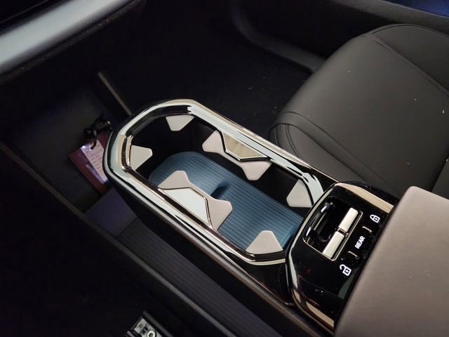 New 2026 Volvo EX30 Ultra w/ Protection Package AWD/4WD image 19