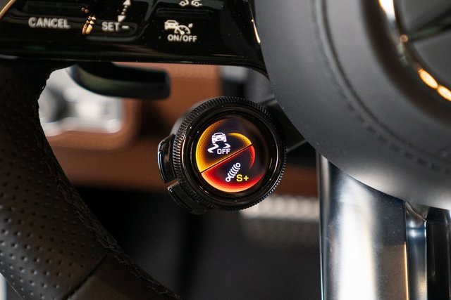 New 2026 Mercedes-Benz GLE 53 AMG 4MATIC image 32