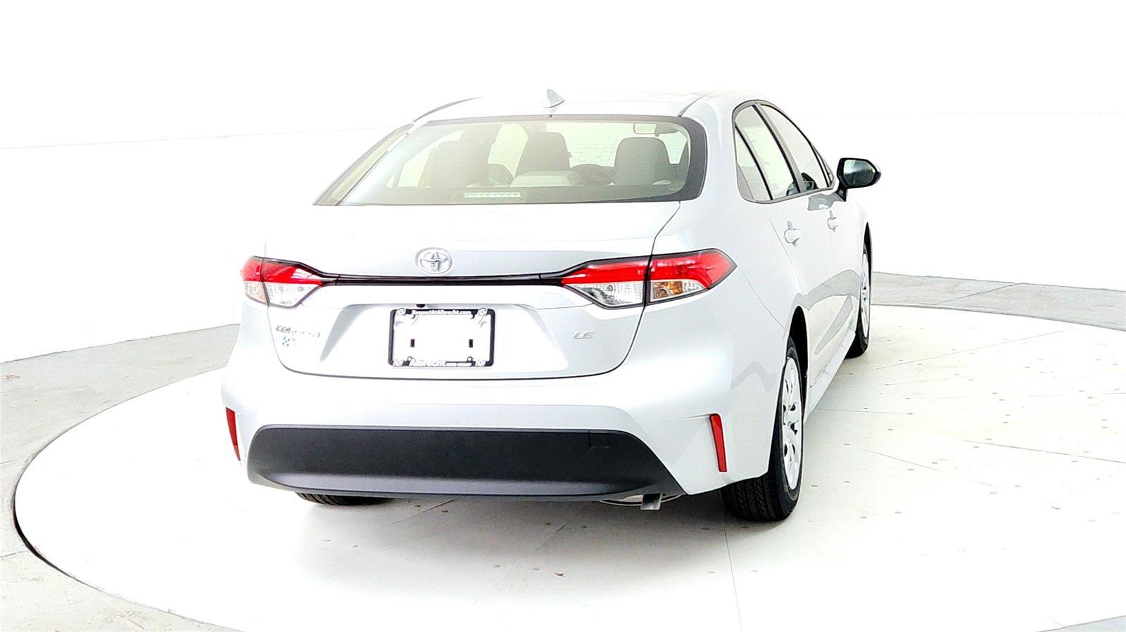 New 2026 Toyota Corolla LE FWD image 5