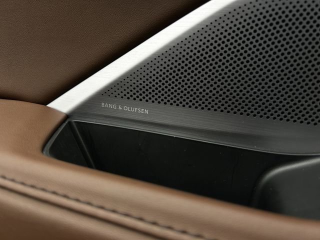 Certified 2025 Acura MDX w/ Technology Package FWD image 25