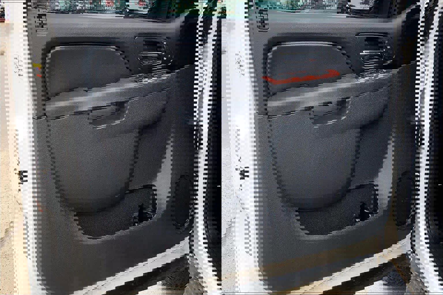 Used 2013 Chevrolet Suburban LTZ image 21