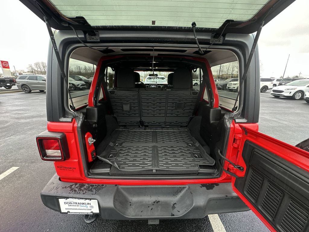 Used 2021 Jeep Wrangler Unlimited Sport image 23