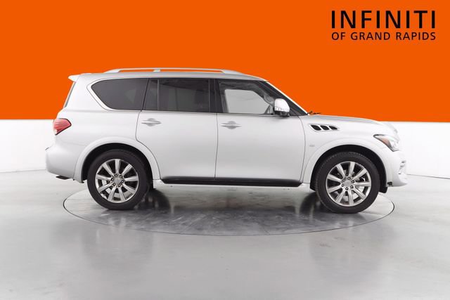 Used 2017 INFINITI QX80 4WD image 2