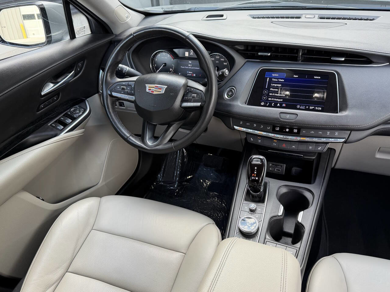Used 2023 Cadillac XT4 Premium Luxury image 24