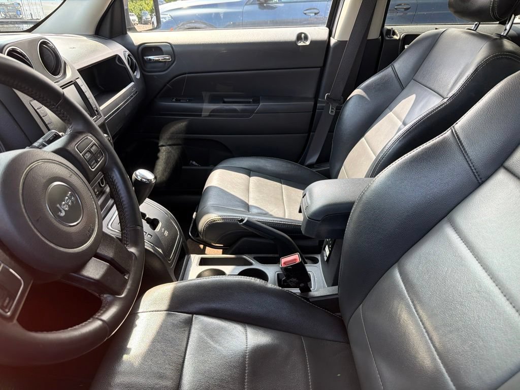 Used 2015 Jeep Patriot High Altitude FWD image 10