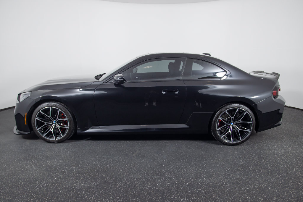 Used 2024 BMW M2 w/ Lighting Package RWD image 4